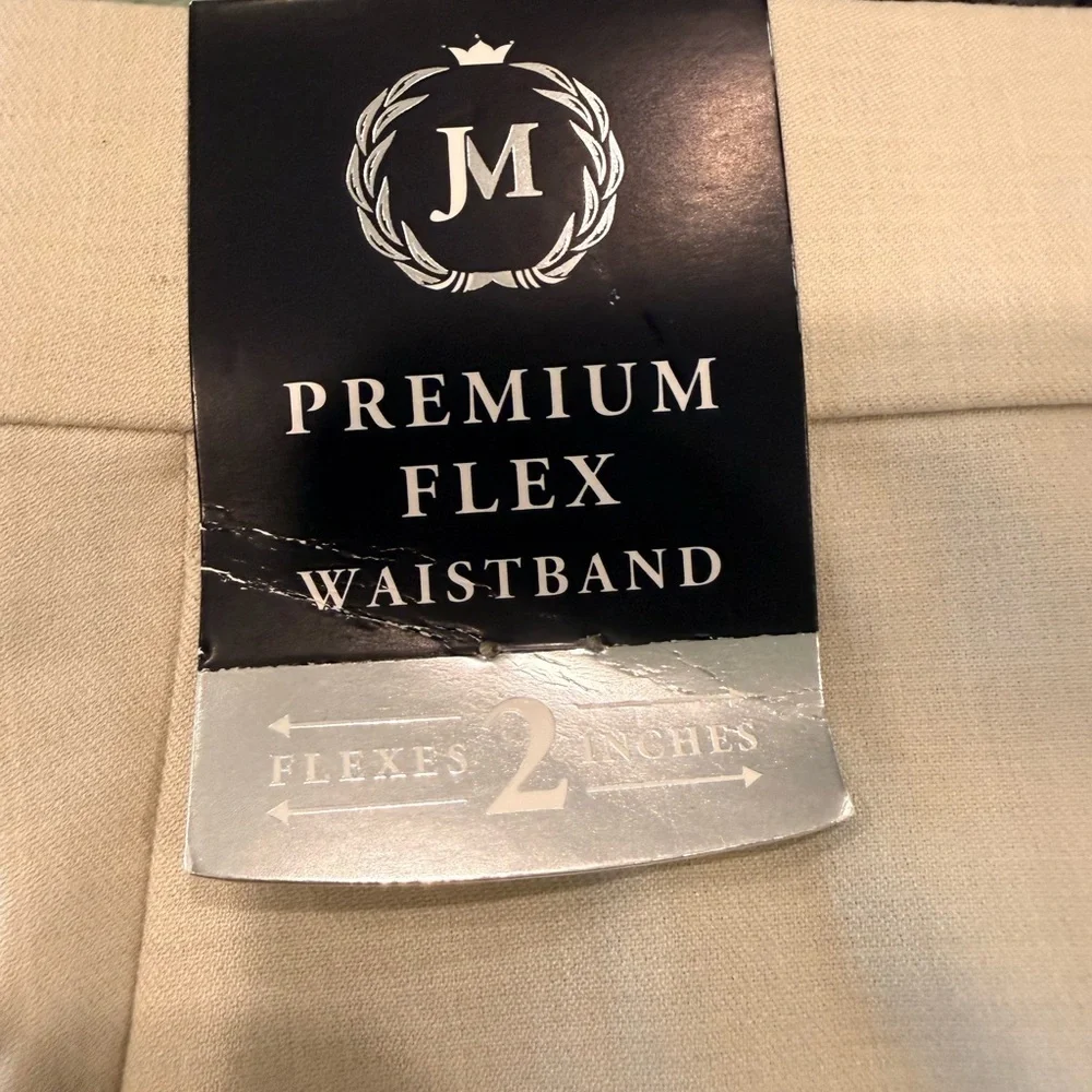 Haggar Men's Dress Pants — Light Beige 40x32 NWT